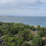 아파트 Sea View Flora *