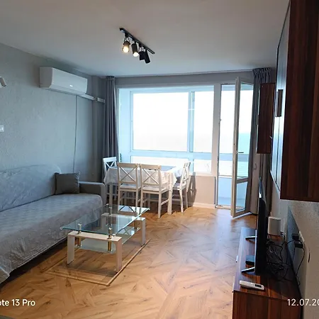 Sea View Flora Daire Burgaz