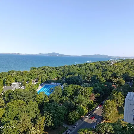 Daire Sea View Flora Burgaz