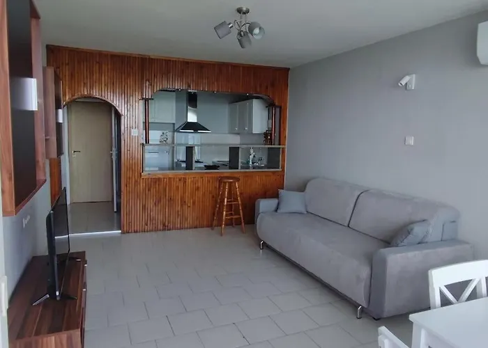 Apartment Sea View Flora Burgas